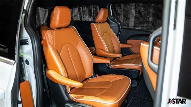 used 2024 Chrysler Pacifica car, priced at $45,995