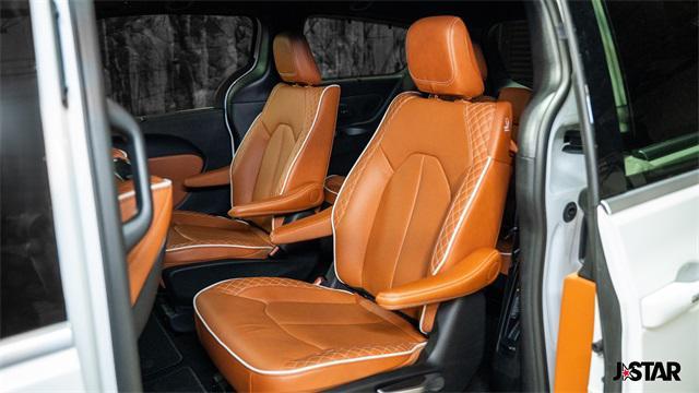 used 2024 Chrysler Pacifica car, priced at $45,995