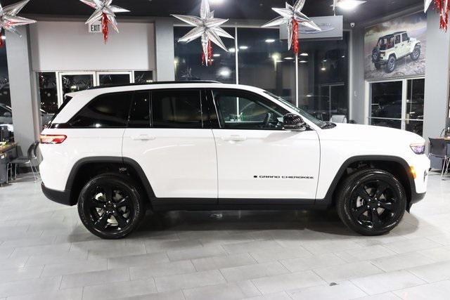 new 2025 Jeep Grand Cherokee car, priced at $45,080