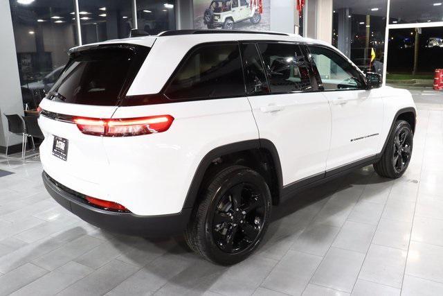 new 2025 Jeep Grand Cherokee car, priced at $45,080