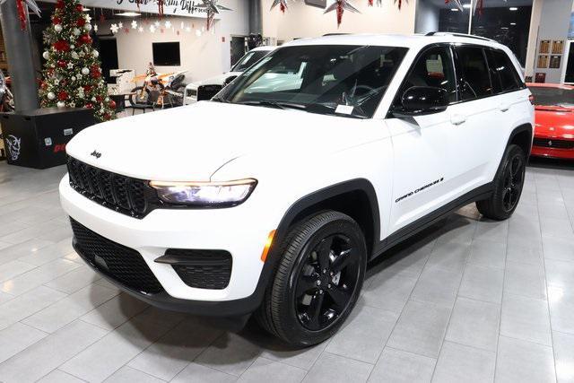 new 2025 Jeep Grand Cherokee car, priced at $45,080