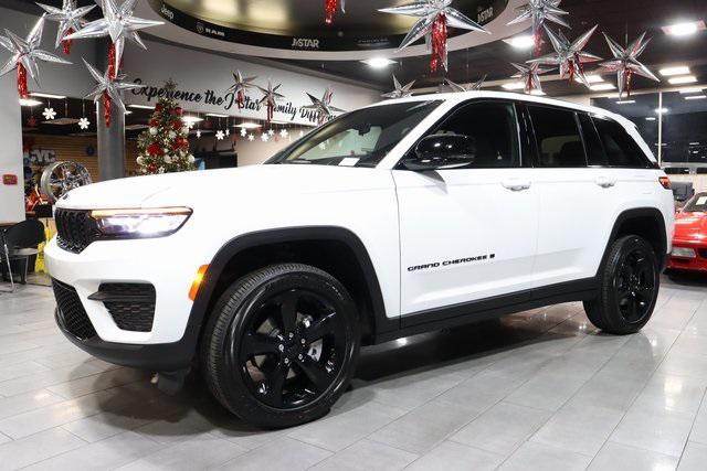 new 2025 Jeep Grand Cherokee car, priced at $45,080