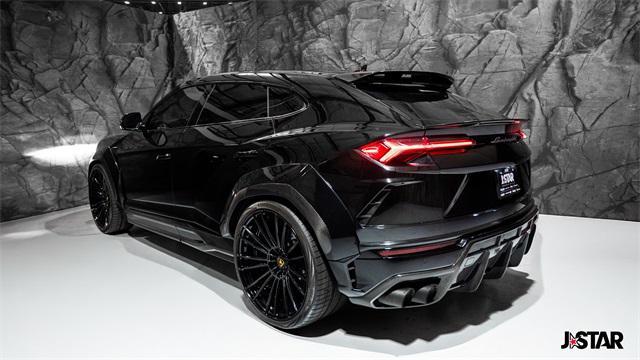 used 2021 Lamborghini Urus car, priced at $275,000