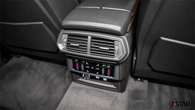 used 2021 Lamborghini Urus car, priced at $275,000