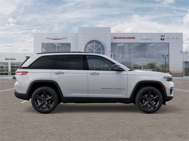 new 2025 Jeep Grand Cherokee car, priced at $45,750