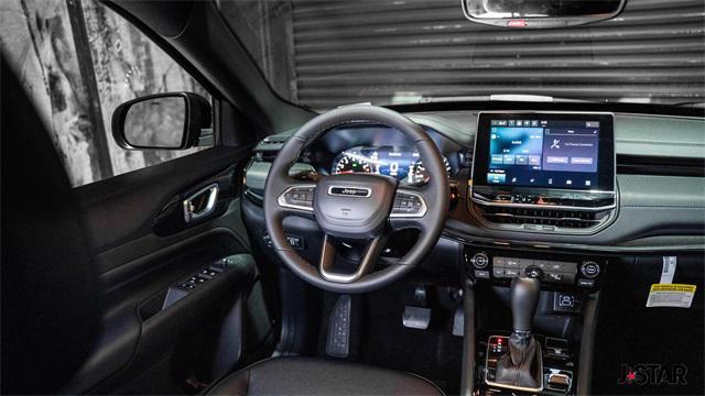new 2026 Jeep Compass car, priced at $33,185