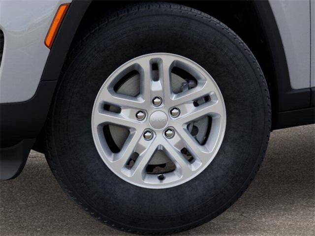 new 2025 Jeep Grand Cherokee car, priced at $39,258