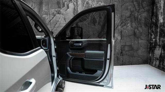 used 2020 Chevrolet Silverado 1500 car, priced at $30,900