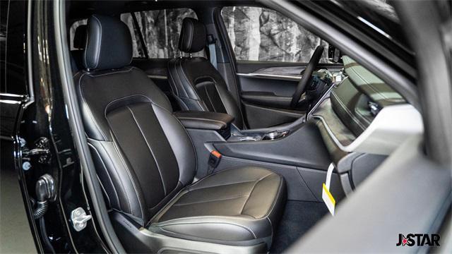 new 2025 Jeep Grand Cherokee car, priced at $51,480