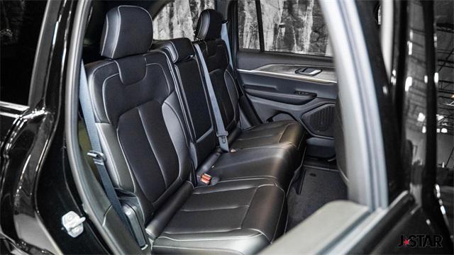 new 2025 Jeep Grand Cherokee car, priced at $51,480