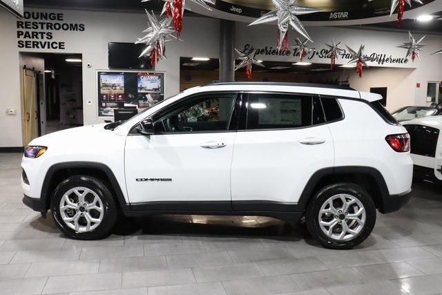 new 2025 Jeep Compass car, priced at $29,000