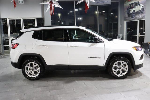 new 2025 Jeep Compass car, priced at $29,000