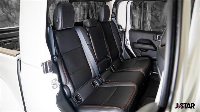 new 2025 Jeep Gladiator car, priced at $52,375