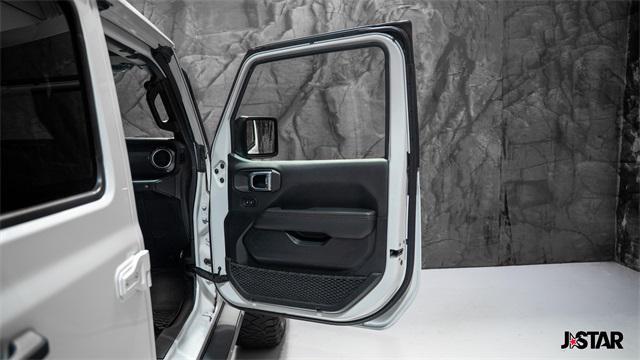 used 2021 Jeep Wrangler Unlimited car, priced at $59,900