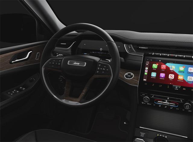 new 2025 Jeep Grand Cherokee car, priced at $45,750