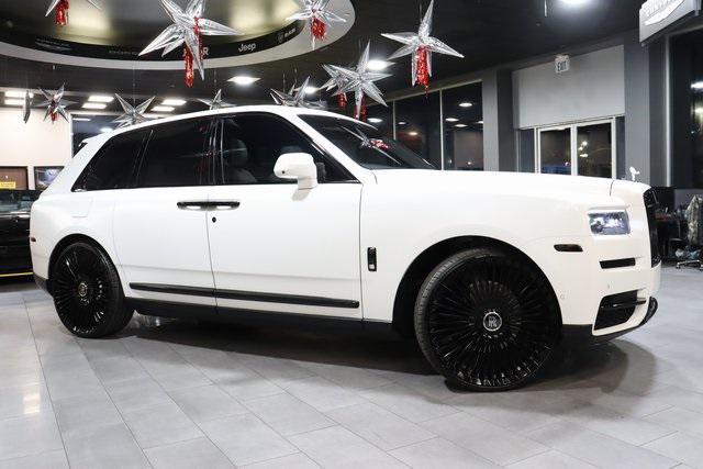 used 2019 Rolls-Royce Cullinan car, priced at $259,900