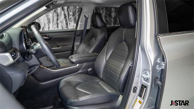 used 2023 Toyota Highlander car, priced at $37,500