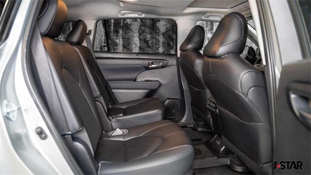used 2023 Toyota Highlander car, priced at $37,500