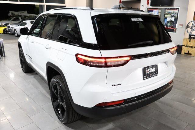 new 2024 Jeep Grand Cherokee car, priced at $41,000