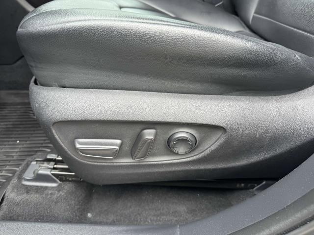 used 2021 Toyota Highlander car, priced at $31,490