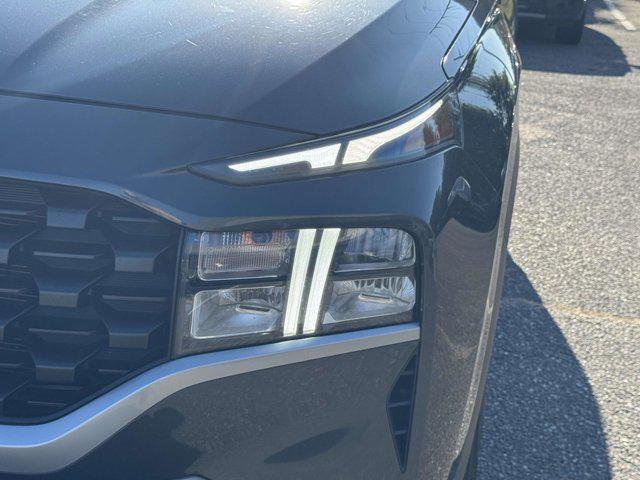 used 2022 Hyundai Santa Fe car, priced at $18,990