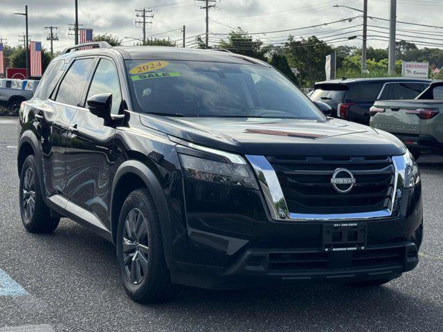 used 2024 Nissan Pathfinder car, priced at $34,990