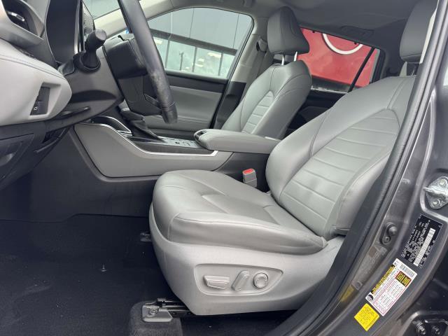 used 2022 Toyota Highlander car, priced at $35,990