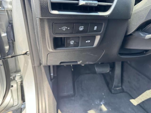used 2024 Hyundai Sonata Hybrid car, priced at $27,490