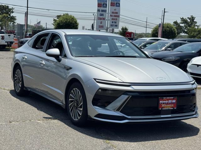 used 2024 Hyundai Sonata Hybrid car, priced at $27,490
