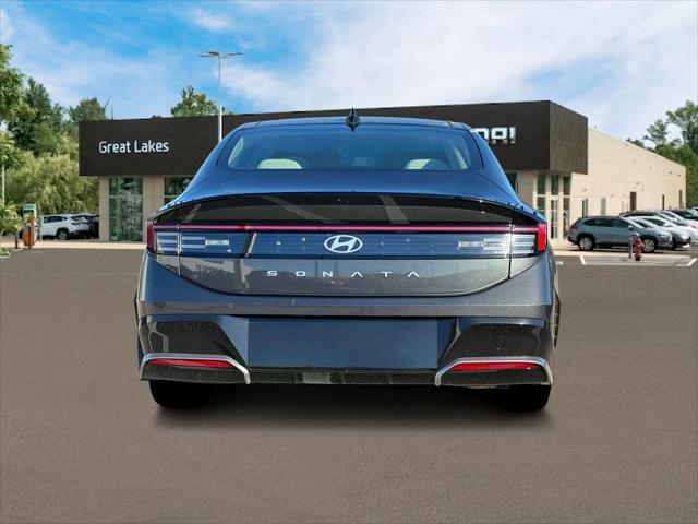 new 2025 Hyundai Sonata car, priced at $31,680