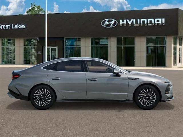 new 2025 Hyundai Sonata Hybrid car, priced at $38,652
