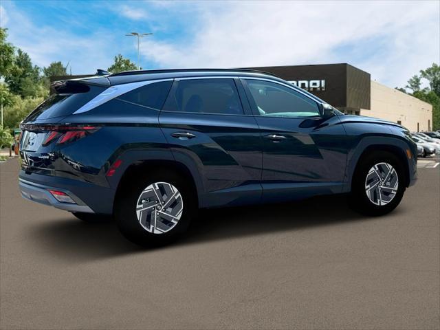 new 2025 Hyundai TUCSON Hybrid car, priced at $34,745