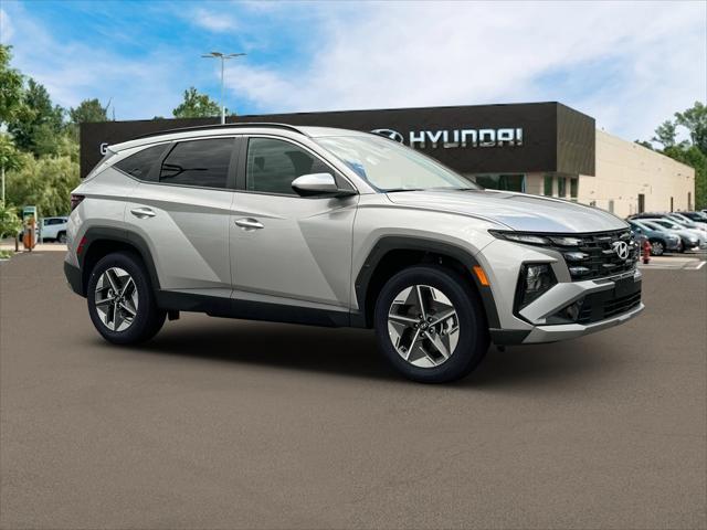 new 2025 Hyundai Tucson car, priced at $33,880
