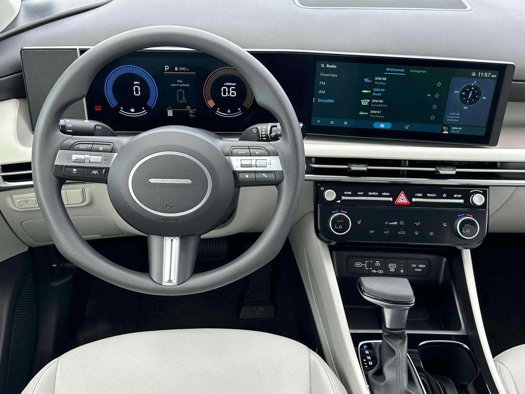 new 2025 Hyundai Tucson car, priced at $30,500