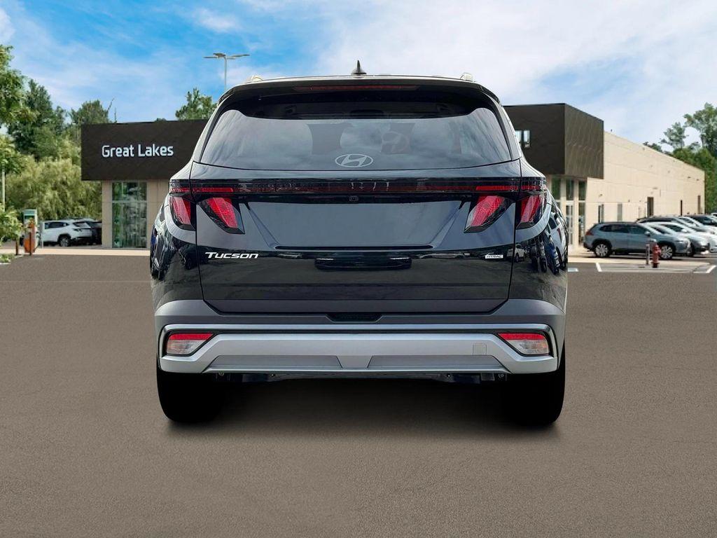 new 2025 Hyundai Tucson car, priced at $30,500