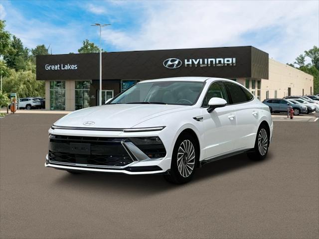new 2025 Hyundai Sonata Hybrid car, priced at $32,829