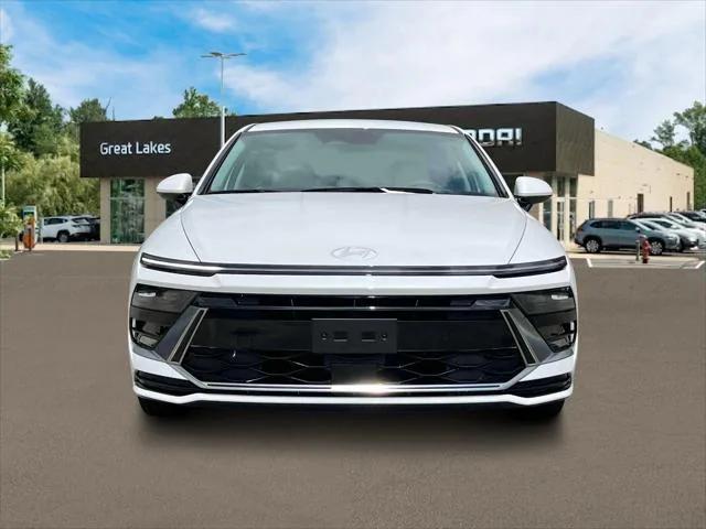 new 2025 Hyundai Sonata Hybrid car, priced at $32,829