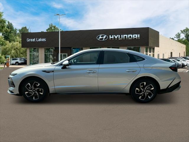 new 2025 Hyundai Sonata car, priced at $30,225