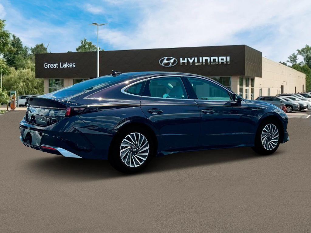 new 2025 Hyundai Sonata Hybrid car, priced at $28,793