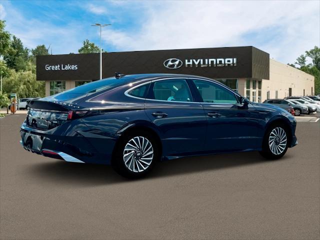 new 2025 Hyundai Sonata Hybrid car, priced at $32,543
