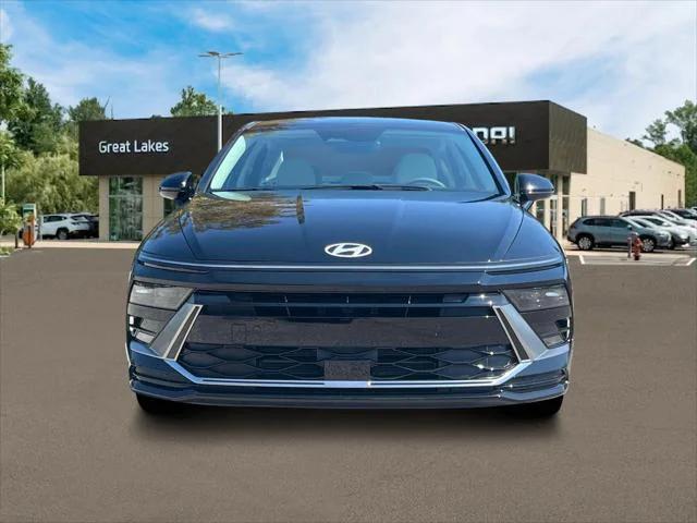 new 2025 Hyundai Sonata Hybrid car, priced at $32,383