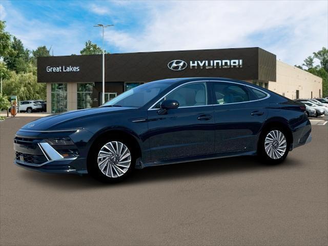 new 2025 Hyundai Sonata Hybrid car, priced at $32,383