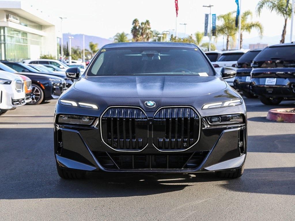 new 2025 BMW 760 car, priced at $140,950