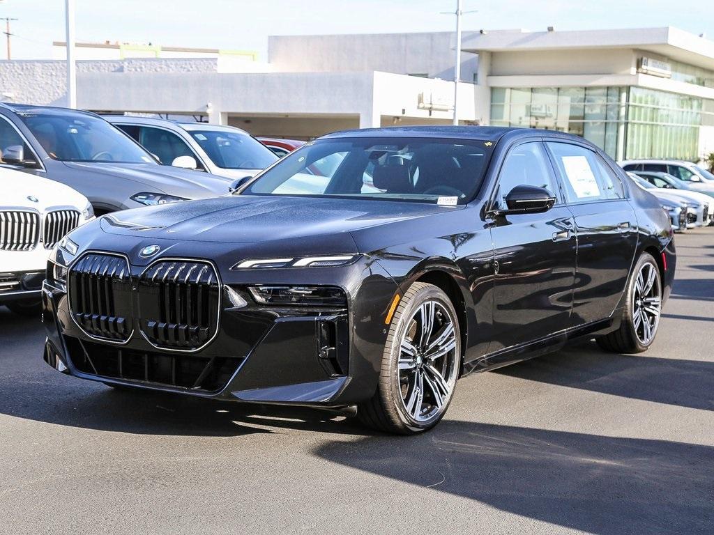 new 2025 BMW 760 car, priced at $140,950