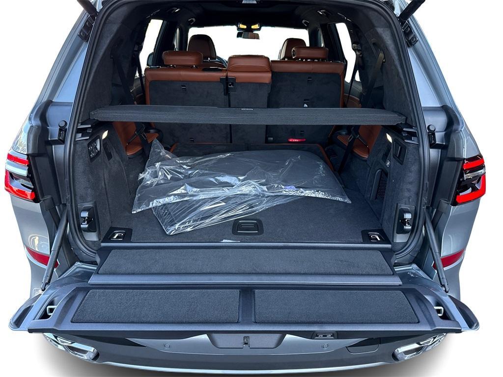 new 2026 BMW X7 car, priced at $121,790