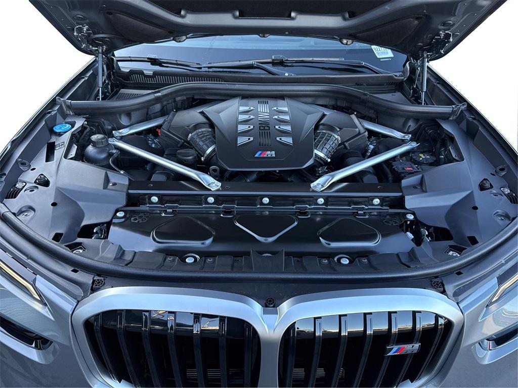 new 2026 BMW X7 car, priced at $121,790