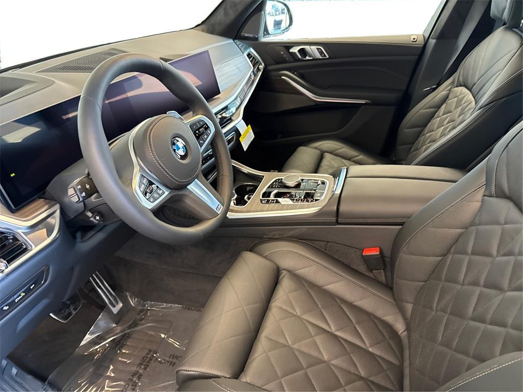 new 2026 BMW X7 car, priced at $97,125