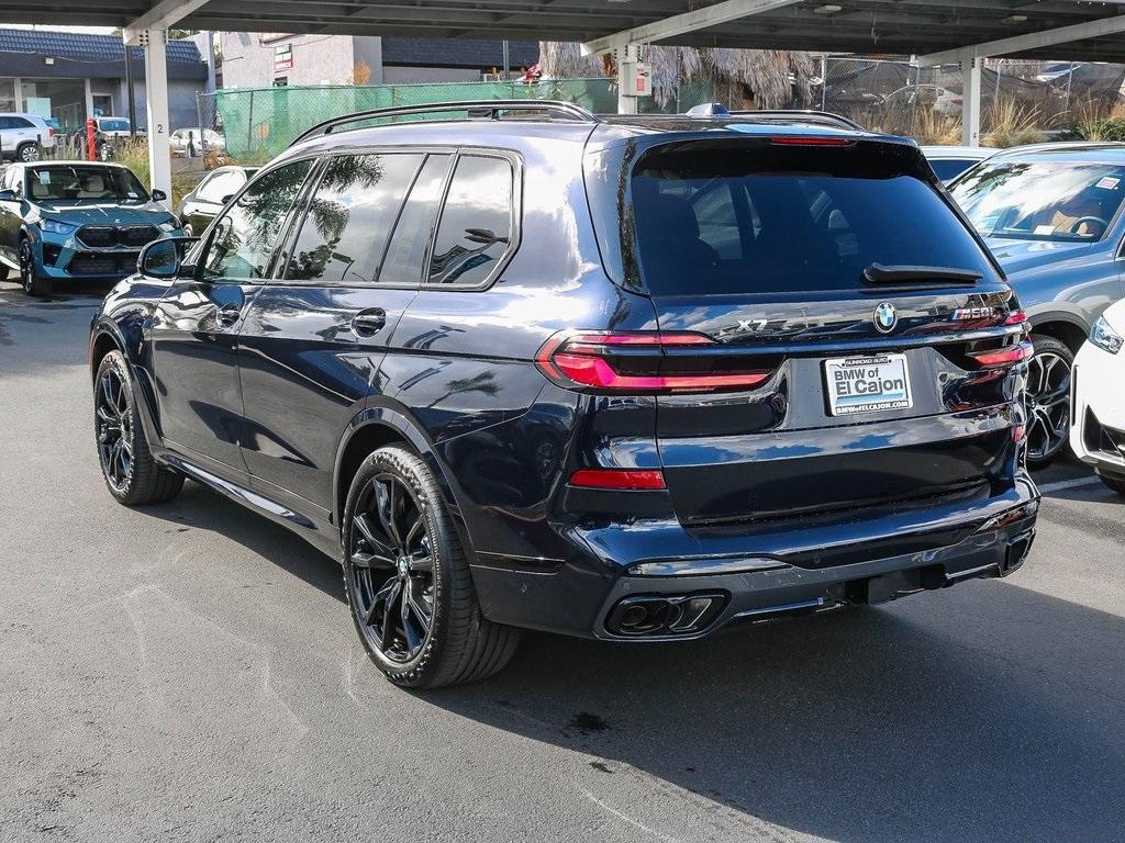 new 2025 BMW X7 car, priced at $118,905