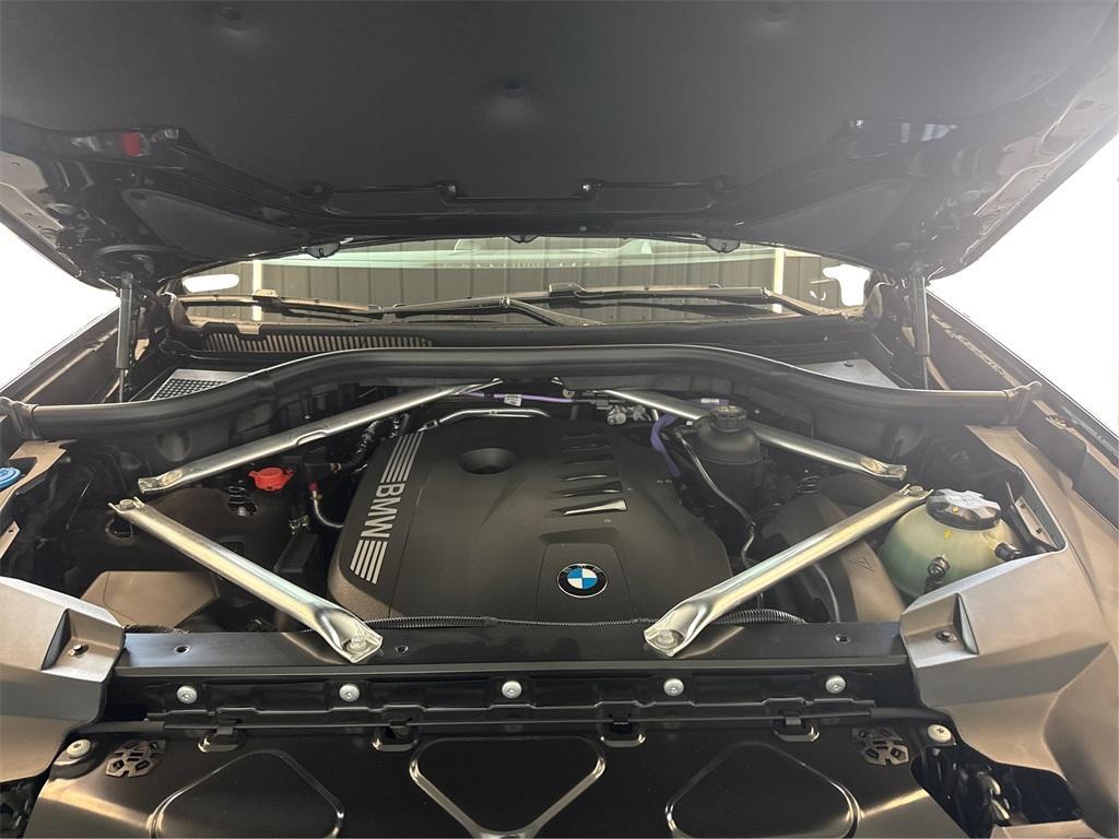 new 2026 BMW X7 car, priced at $92,365