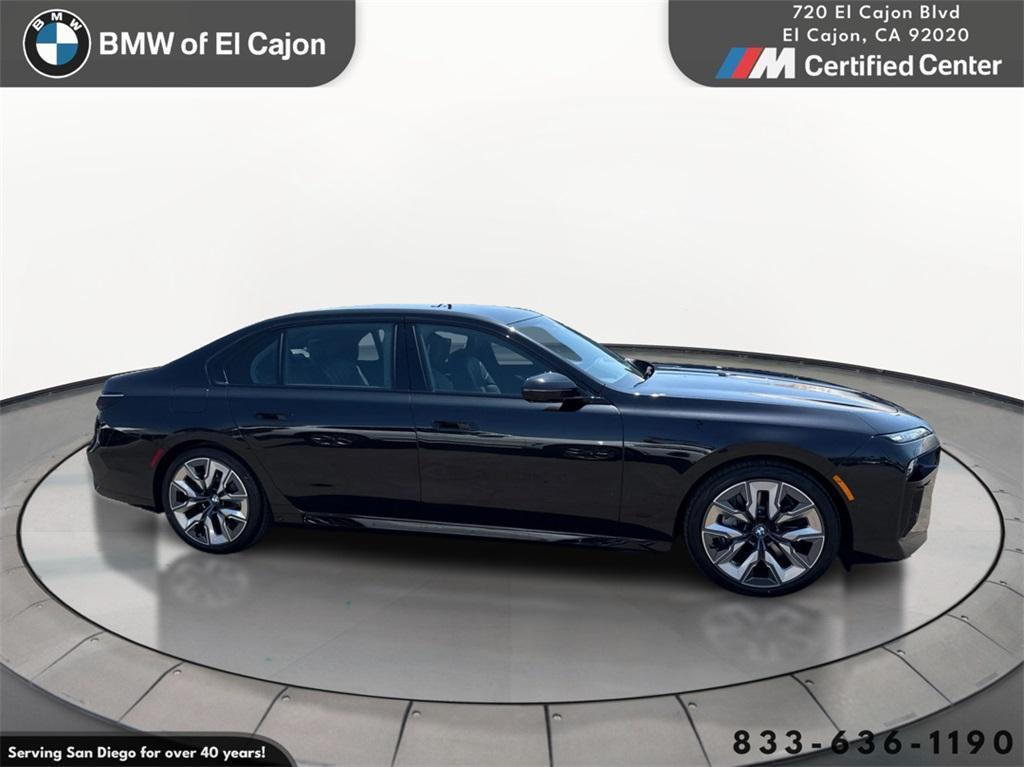 new 2025 BMW 760 car, priced at $134,925